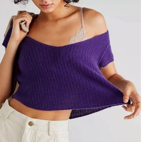 FREE PEOPLE PURPLE CASHMERE TOP - Picture 6 of 6